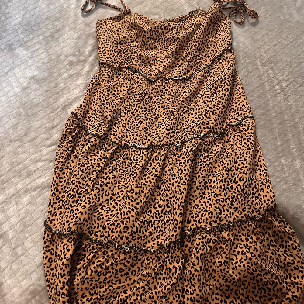 SHEIN Leopard Print Midi Dress